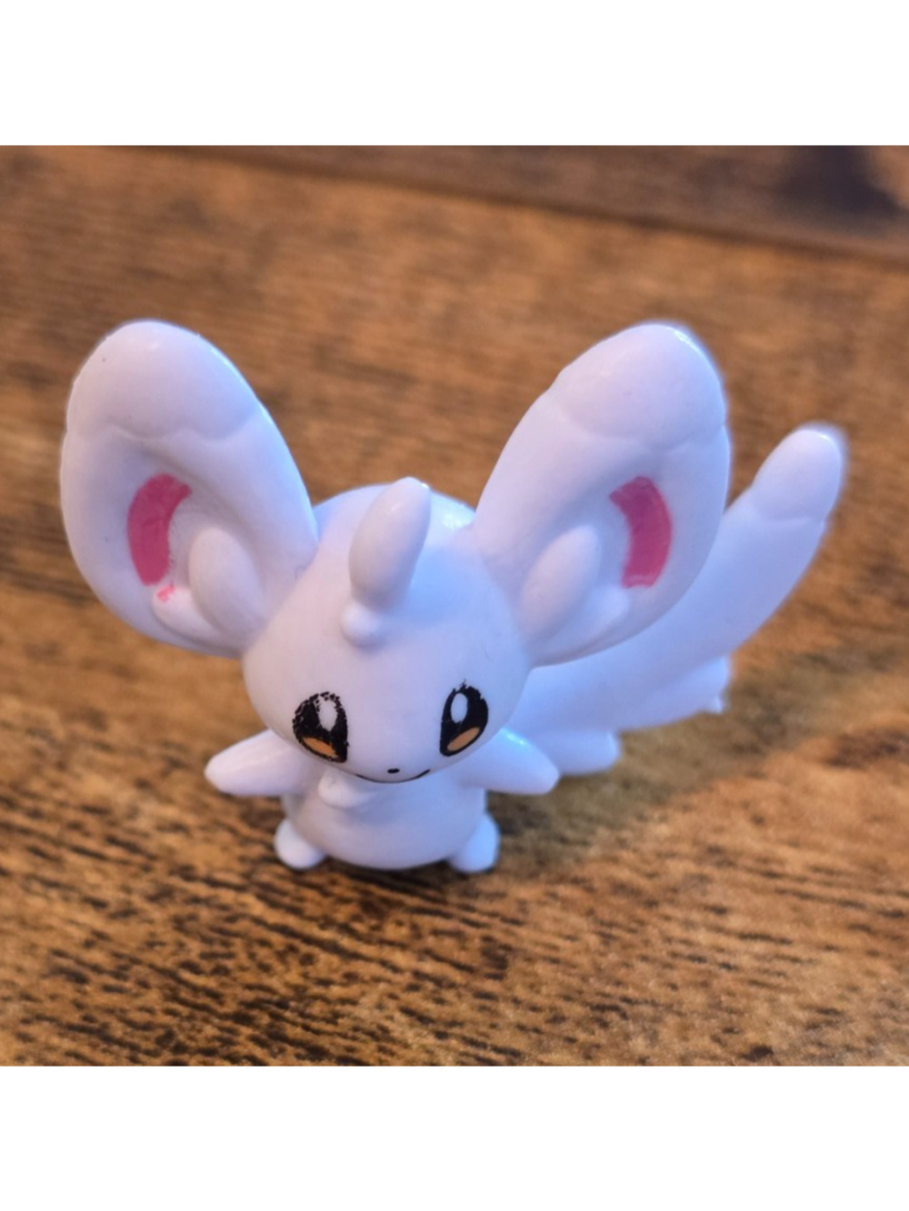 Vintage Pokémon Minccino RL Mini Figure 1"